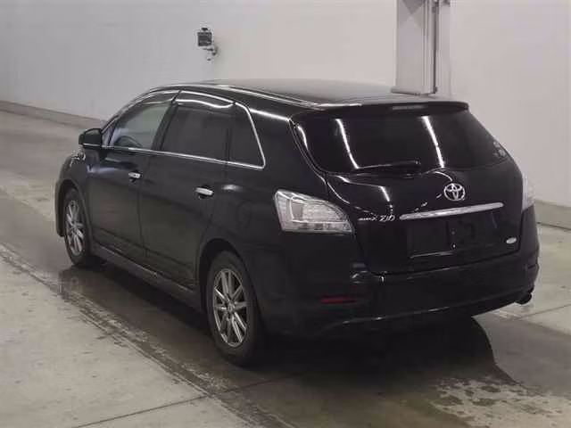TOYOTA MARK X ZIO