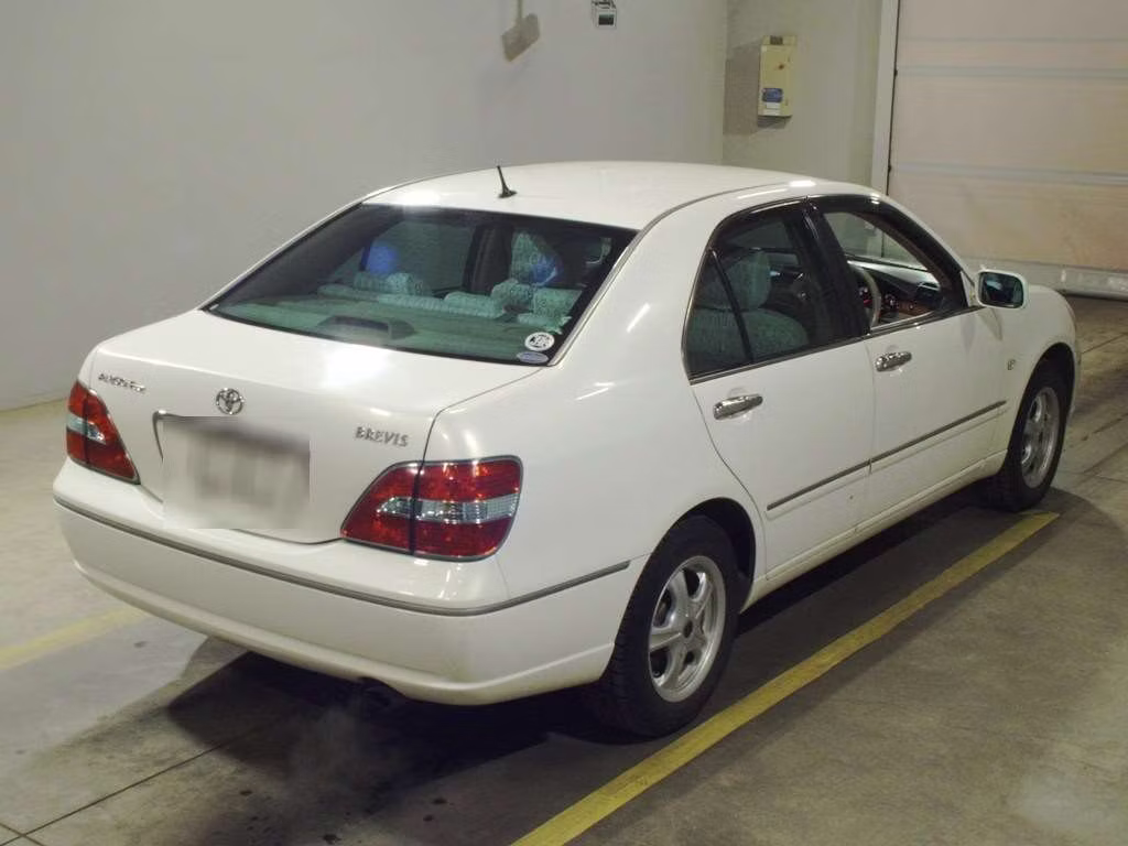 TOYOTA BREVIS