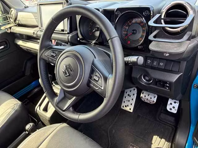 SUZUKI JIMNY SIERRA