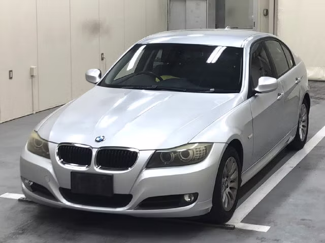 BMW 3-SERIES