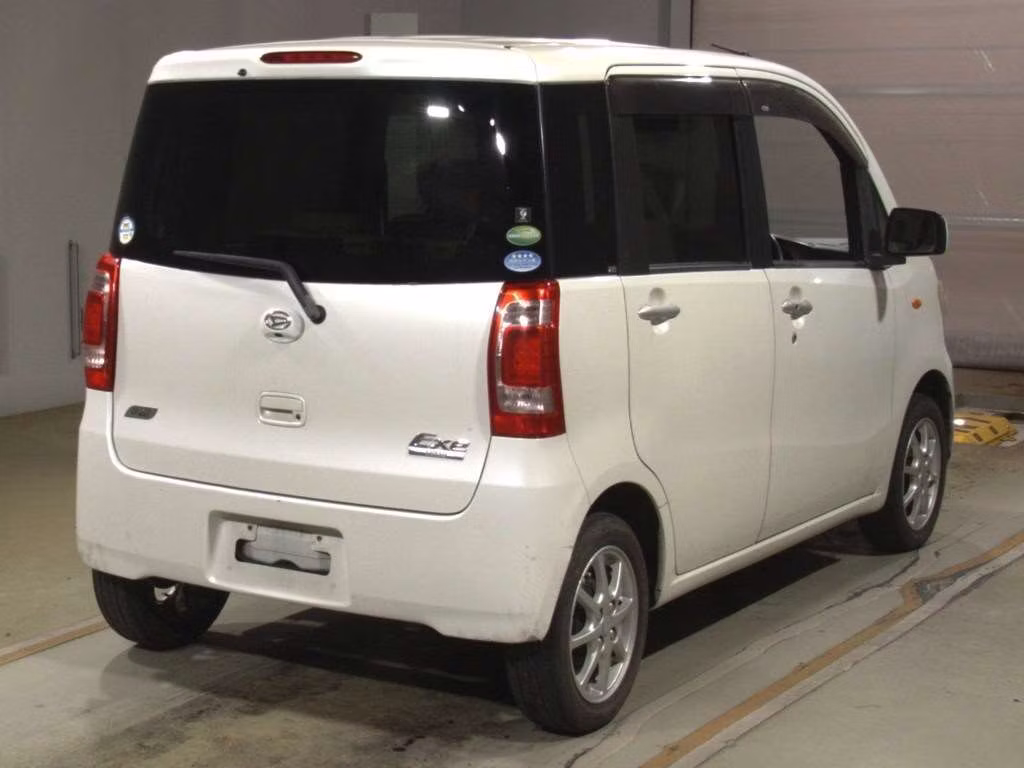 DAIHATSU TANTO EXE