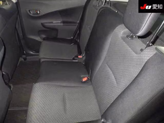 SUBARU TREZIA