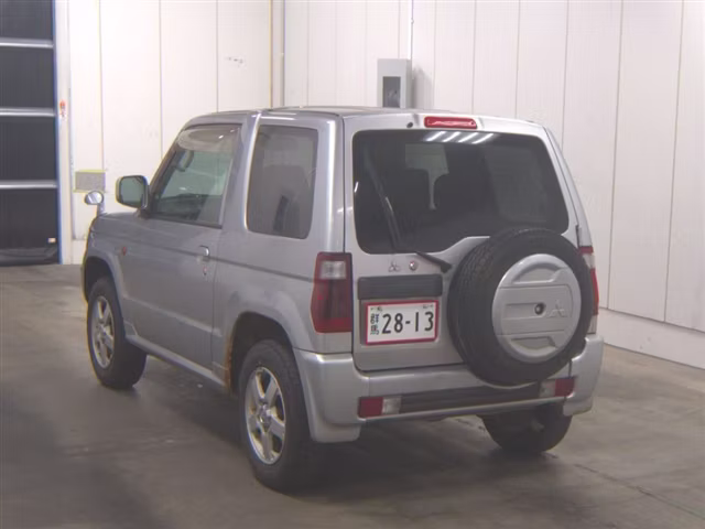 MITSUBISHI PAJERO MINI