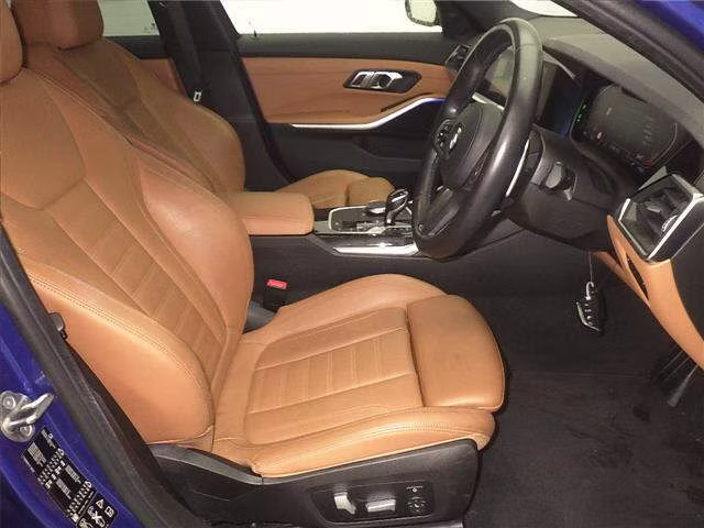 BMW 3-SERIES