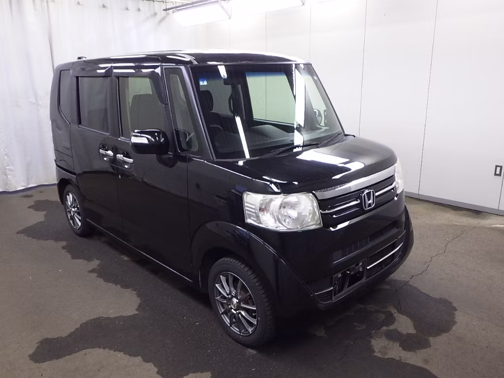 HONDA N-BOX