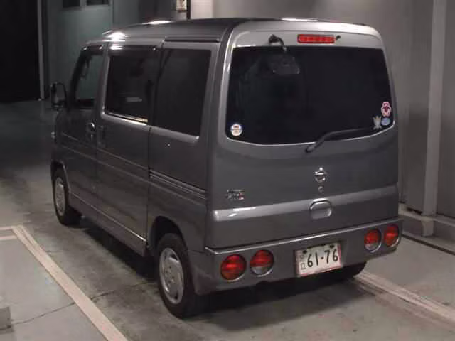 NISSAN CLIPPER