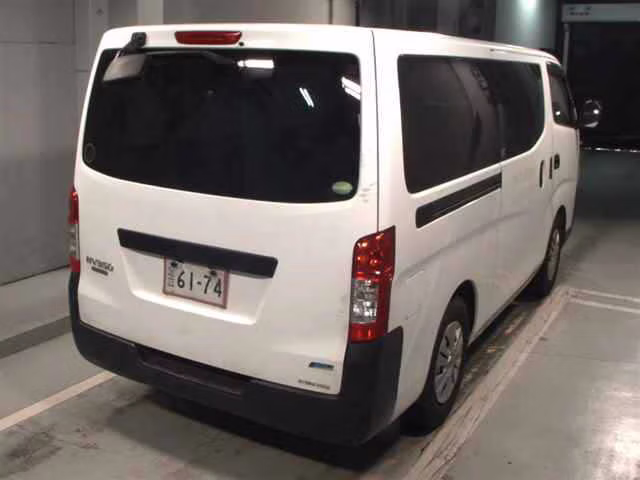NISSAN NV350 CARAVAN
