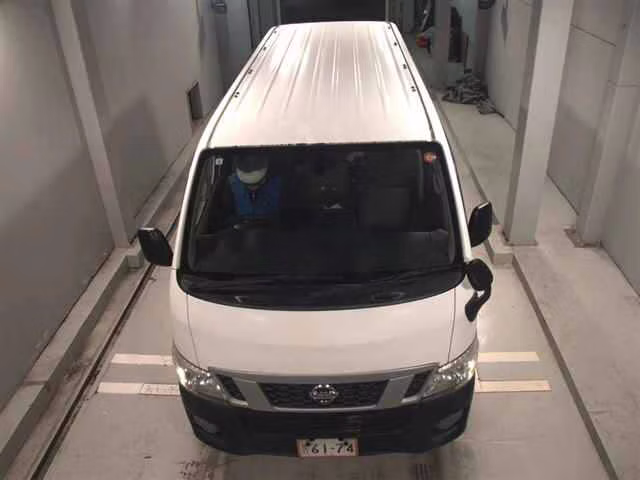 NISSAN NV350 CARAVAN