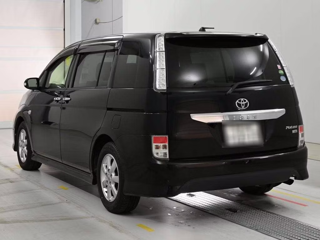TOYOTA ISIS