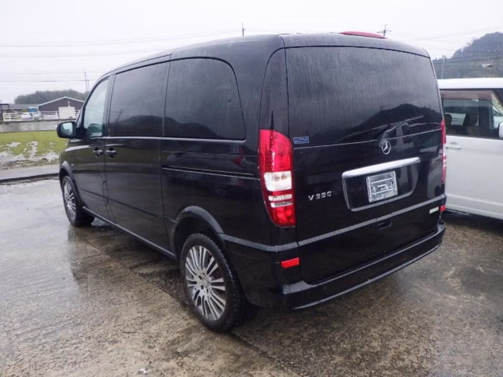 MERCEDES-BENZ V-CLASS
