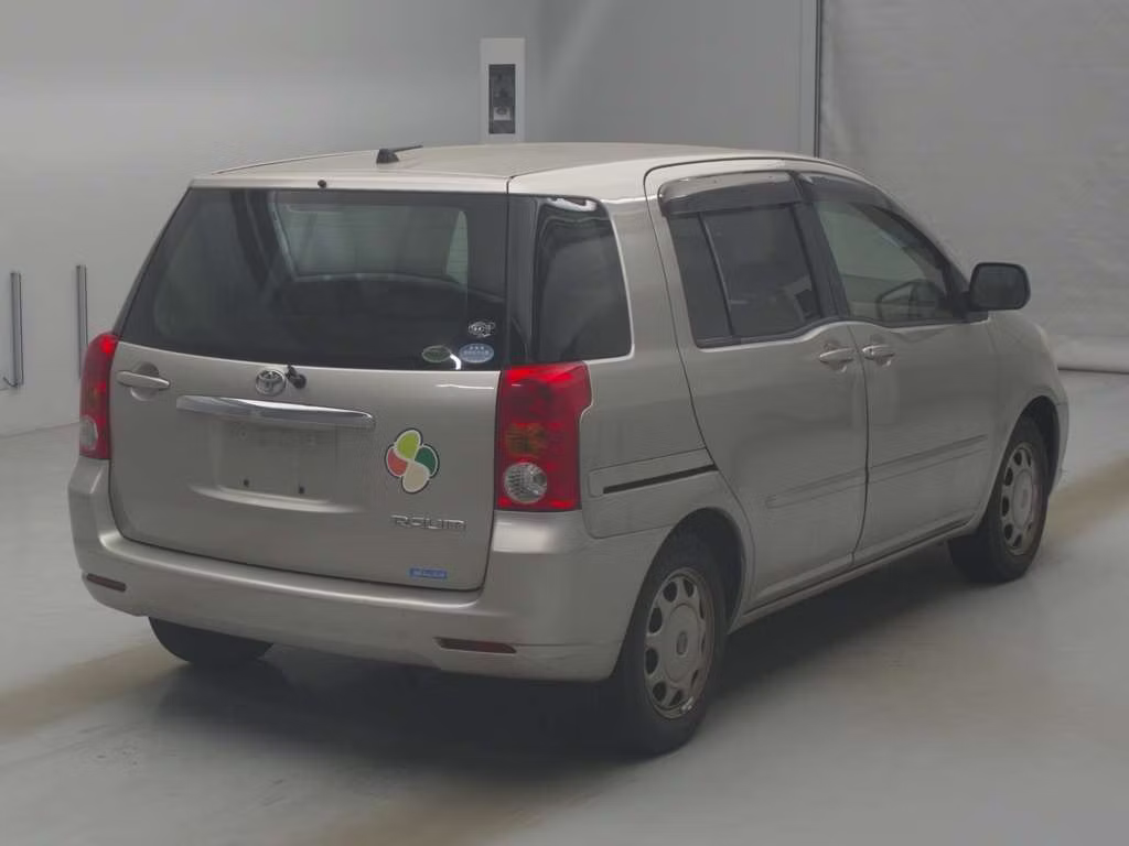 TOYOTA RAUM