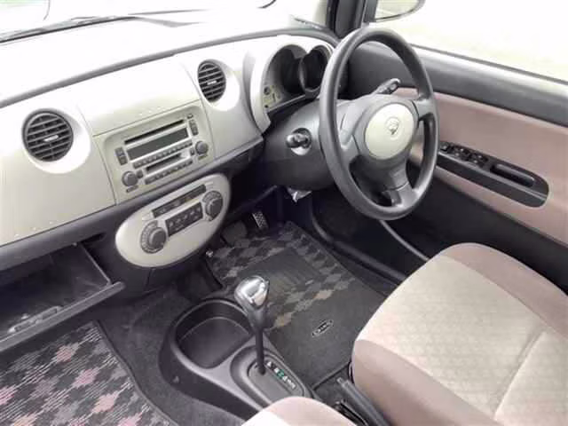 DAIHATSU MIRA GINO