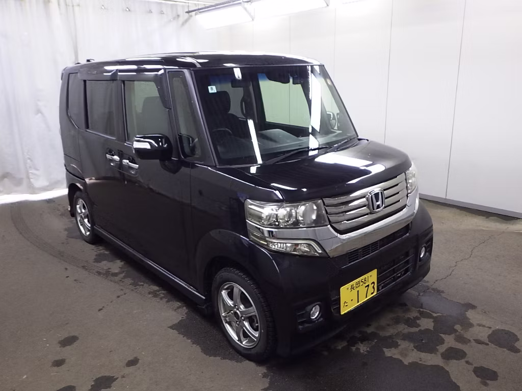 HONDA N-BOX