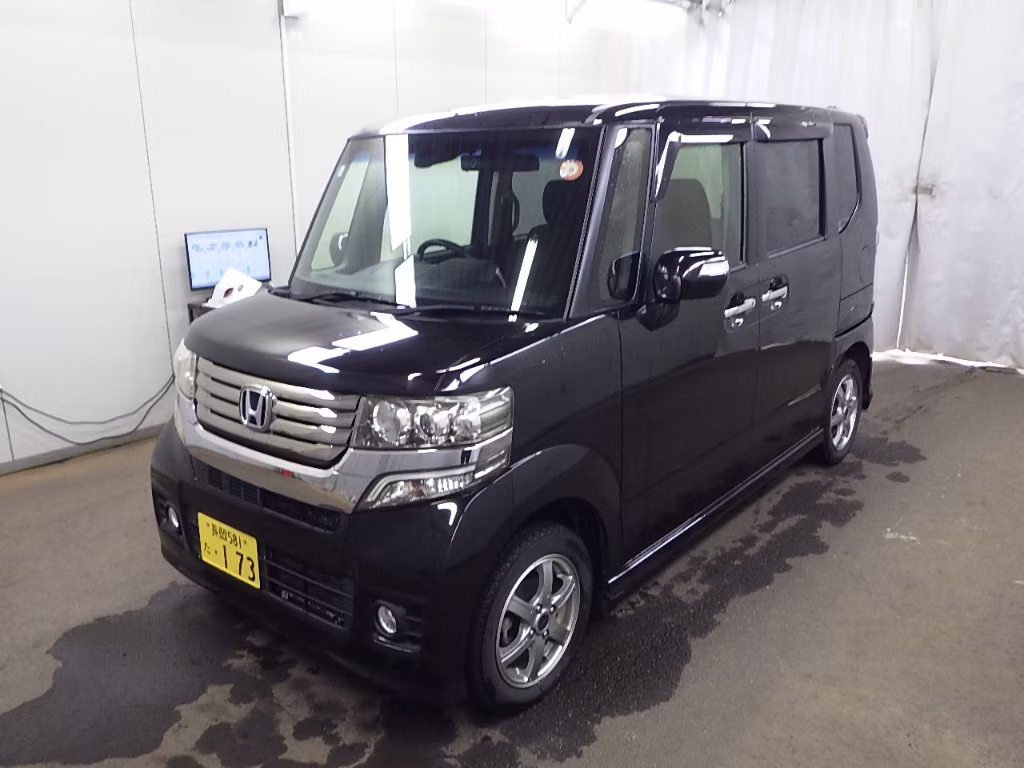HONDA N-BOX