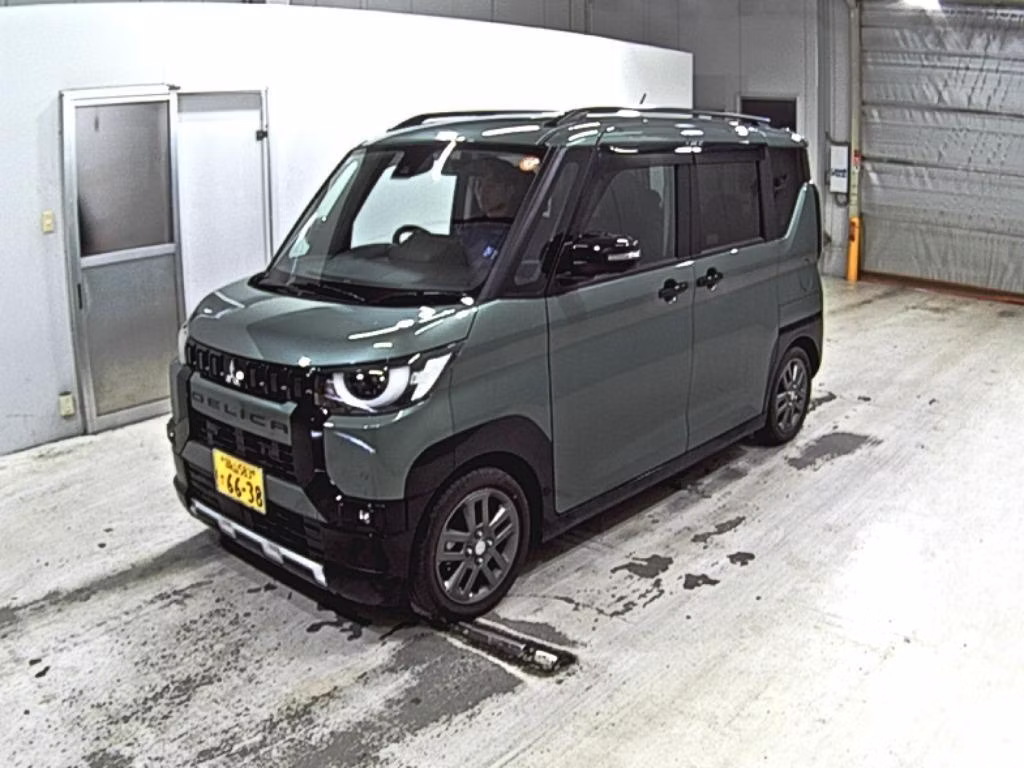 MITSUBISHI DELICA MINI
