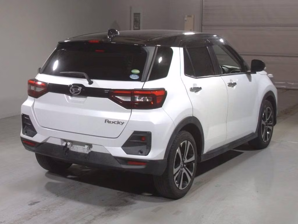 DAIHATSU ROCKY