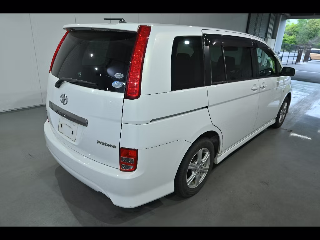 TOYOTA ISIS