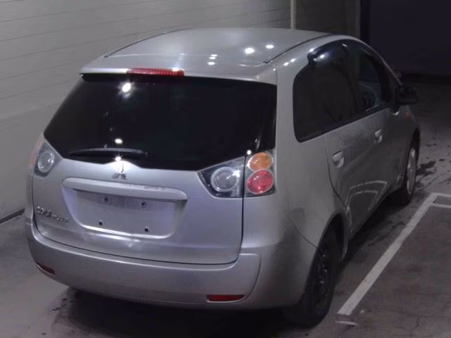 MITSUBISHI COLT PLUS