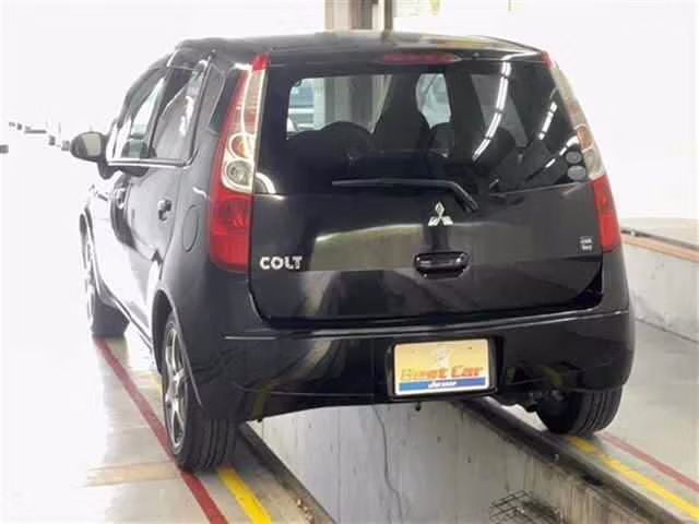 MITSUBISHI COLT