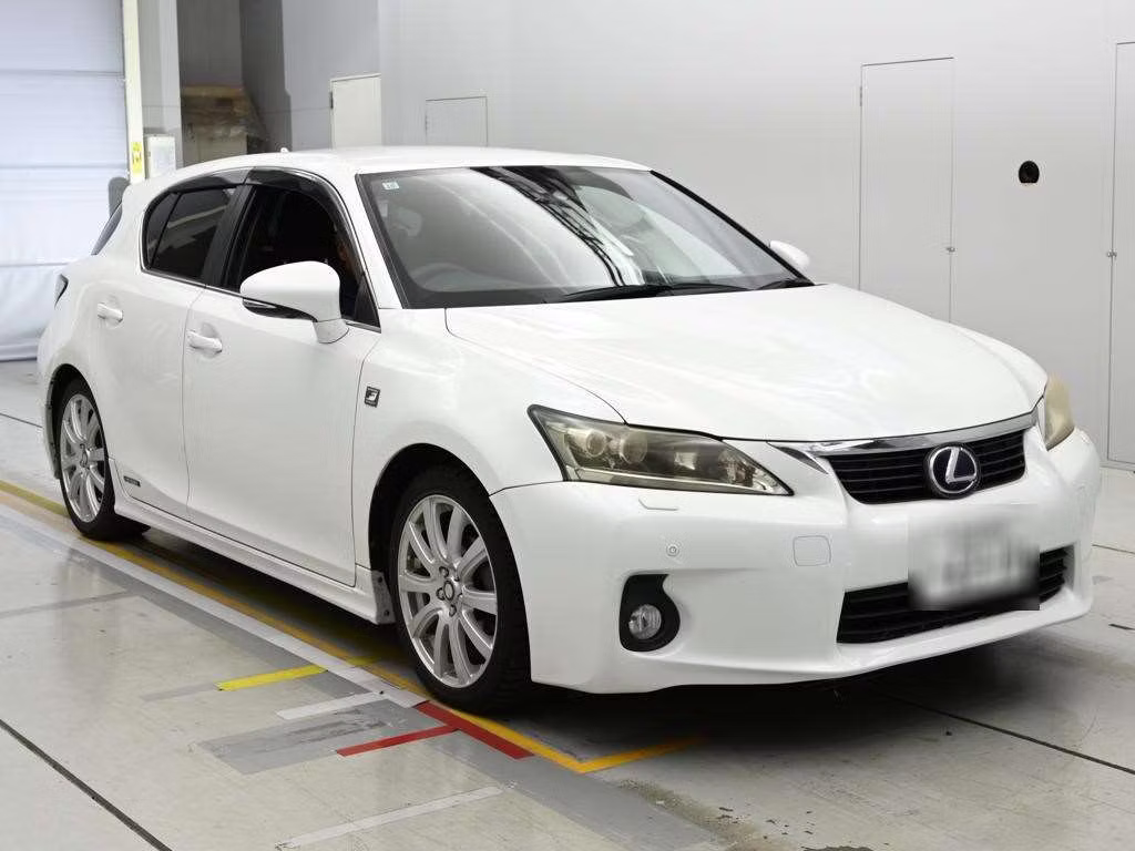 LEXUS CT200H