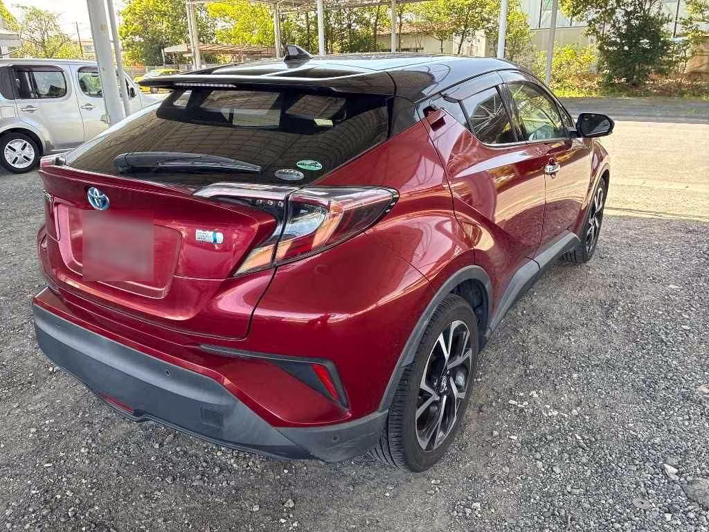 TOYOTA C-HR