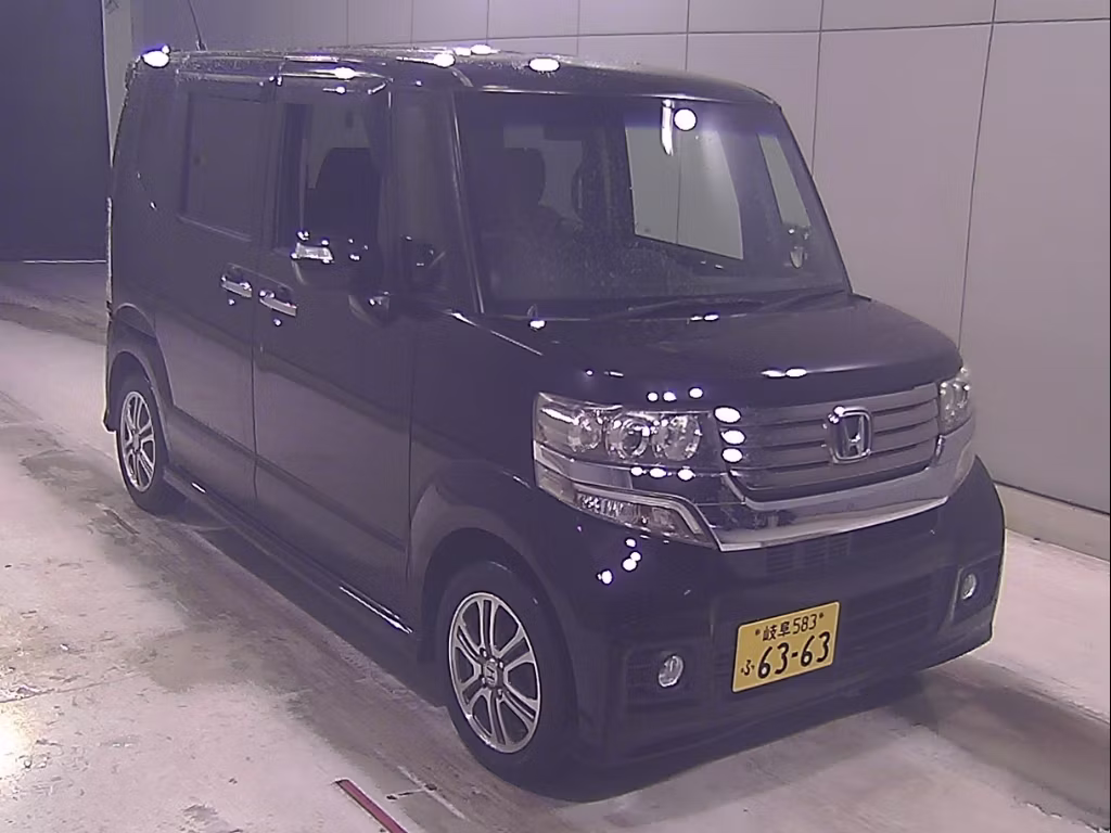 HONDA N-BOX