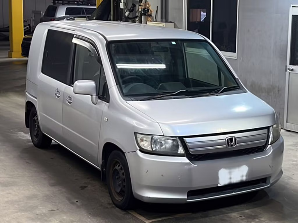 HONDA MOBILIO SPIKE