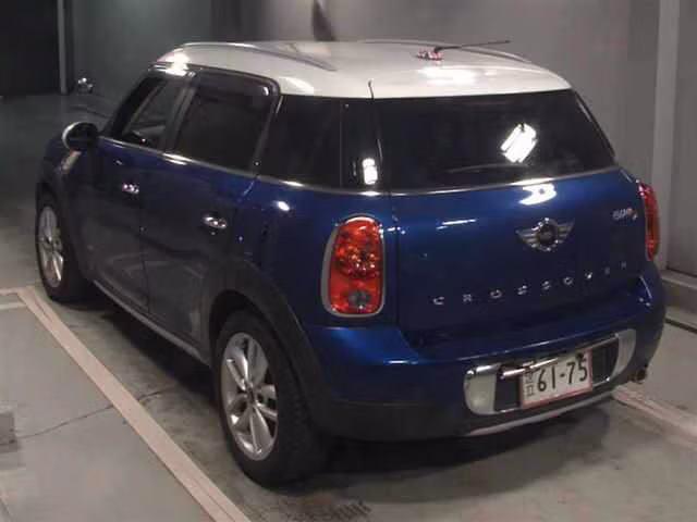MINI CROSSOVER
