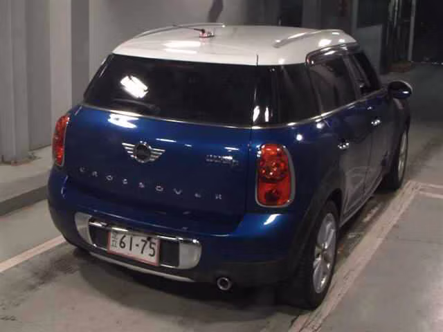 MINI CROSSOVER