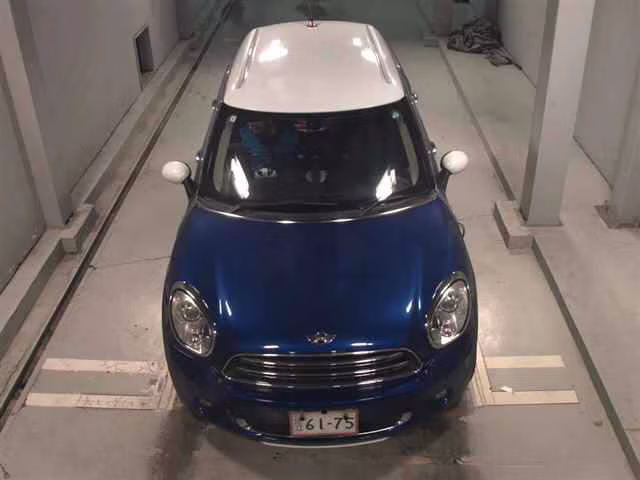 MINI CROSSOVER