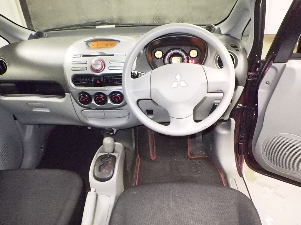 MITSUBISHI I