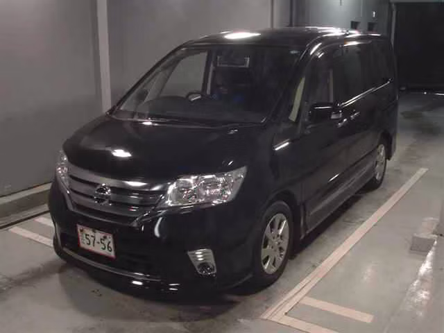 NISSAN SERENA