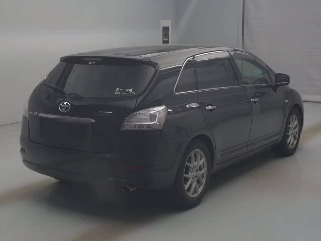 TOYOTA MARK X ZIO