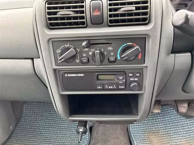 MITSUBISHI MINICA