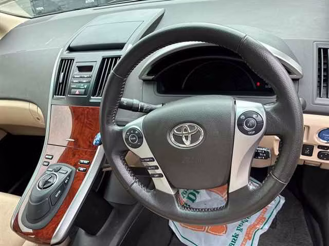 TOYOTA SAI