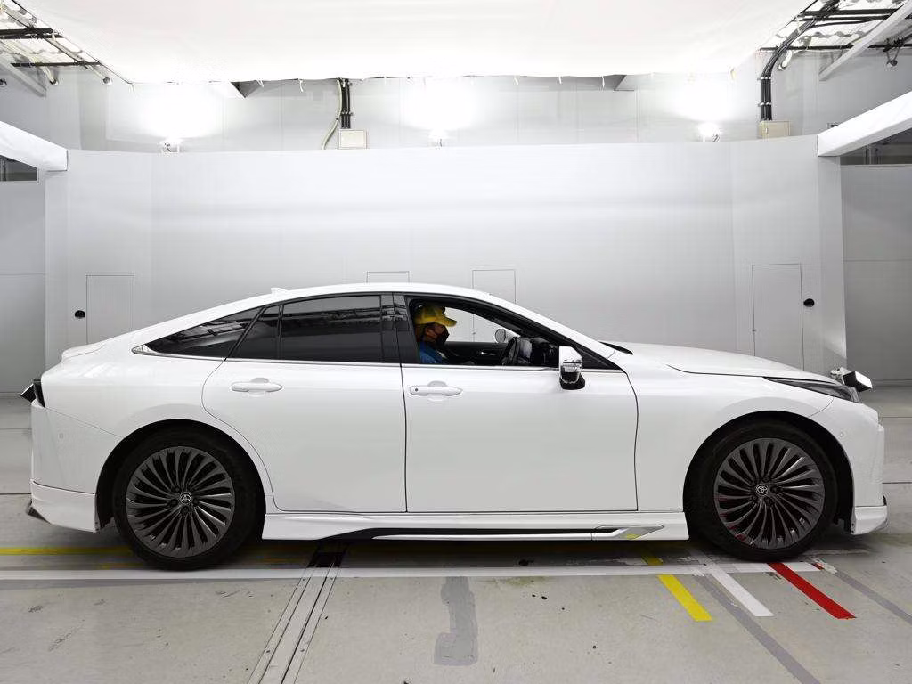 TOYOTA MIRAI