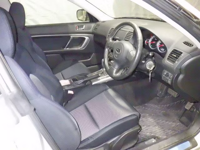 SUBARU LEGACY