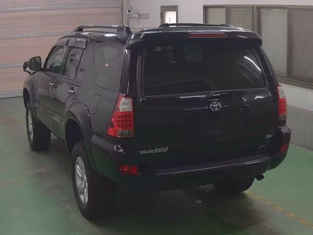 TOYOTA HILUX SURF