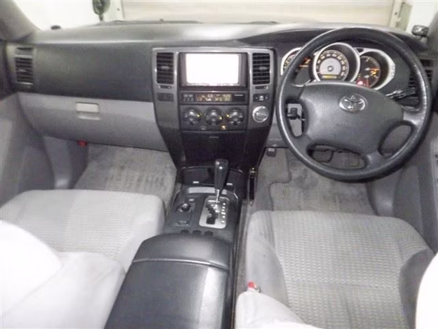 TOYOTA HILUX SURF