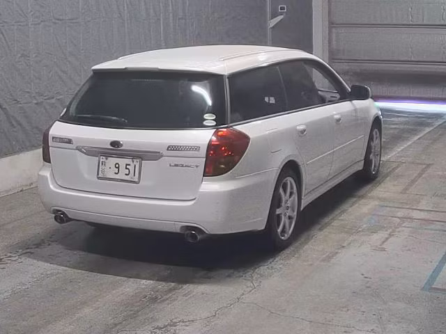 SUBARU LEGACY