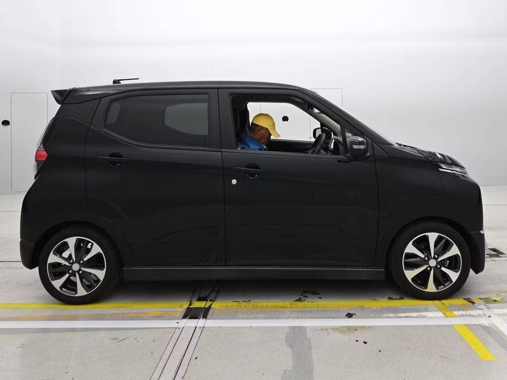 MITSUBISHI EK X
