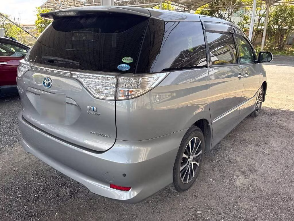 TOYOTA ESTIMA