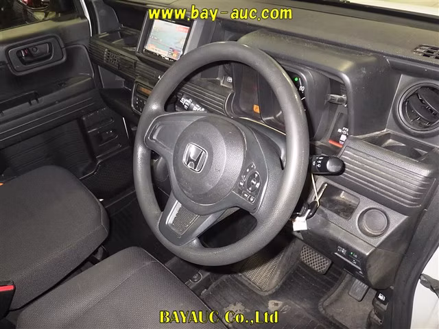 HONDA N-VAN