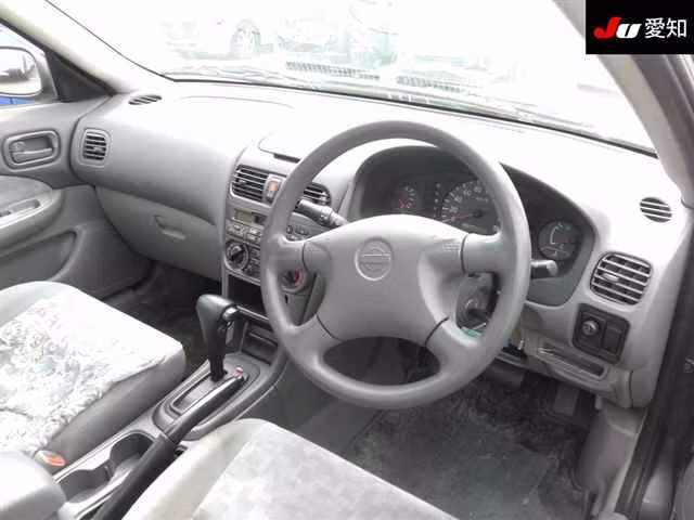 NISSAN SUNNY