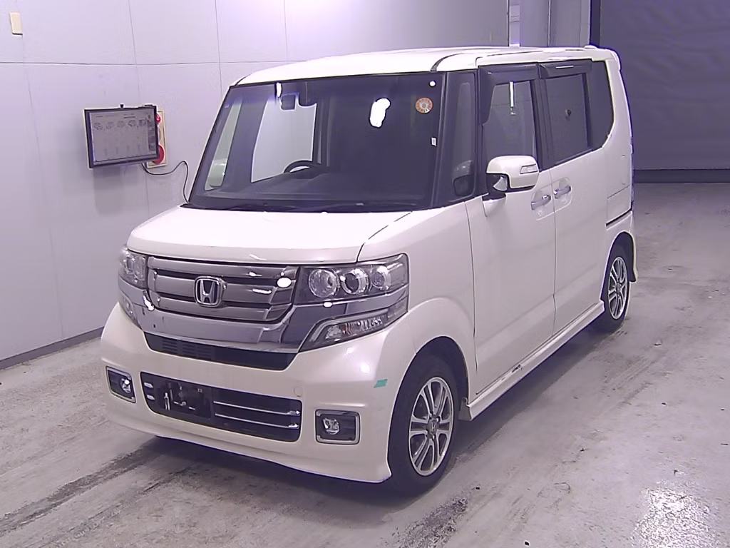 HONDA N-BOX