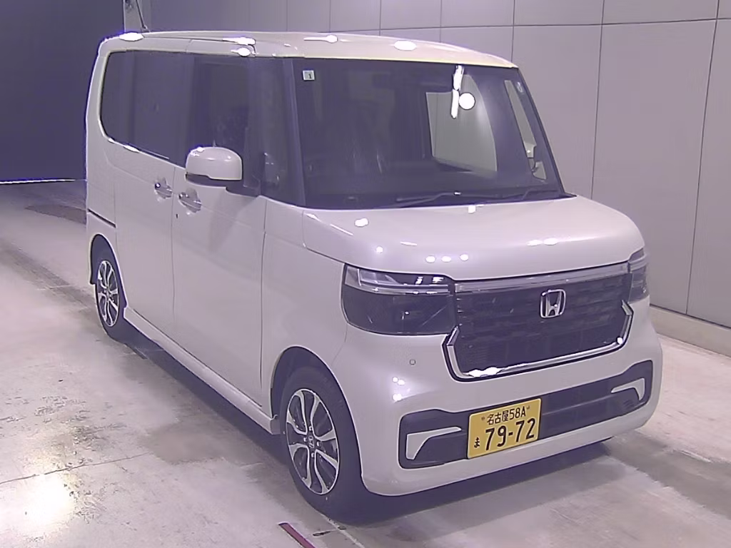 HONDA N-BOX