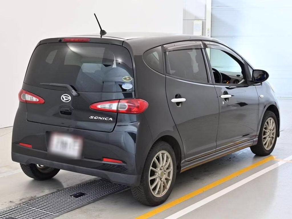 DAIHATSU SONICA
