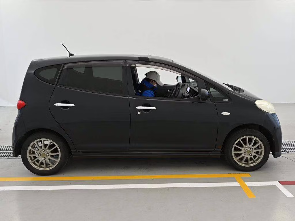 DAIHATSU SONICA