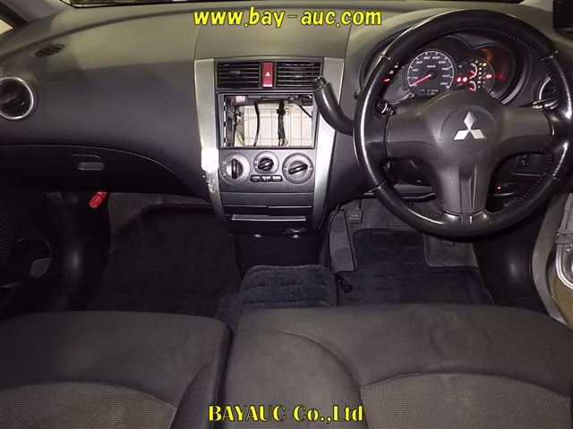 MITSUBISHI COLT PLUS