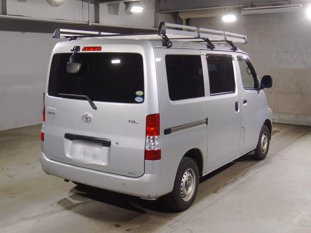 TOYOTA LITE ACE